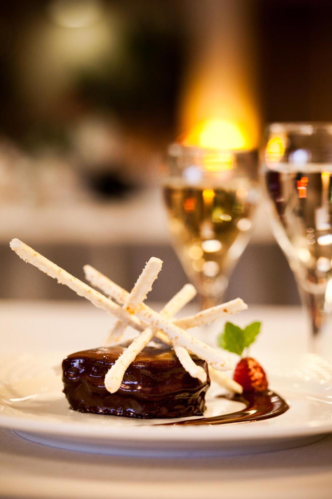 Logis Hotel & Restaurant Arcombelle ม็องตินี-เลอ-รัว ภายนอก รูปภาพ