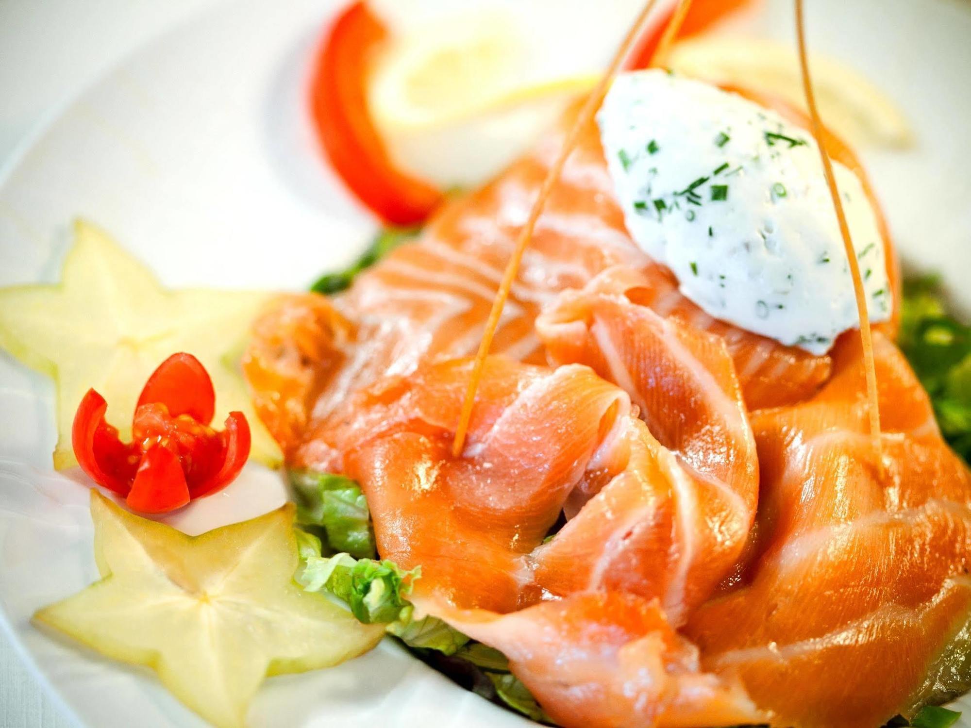 Logis Hotel & Restaurant Arcombelle ม็องตินี-เลอ-รัว ภายนอก รูปภาพ