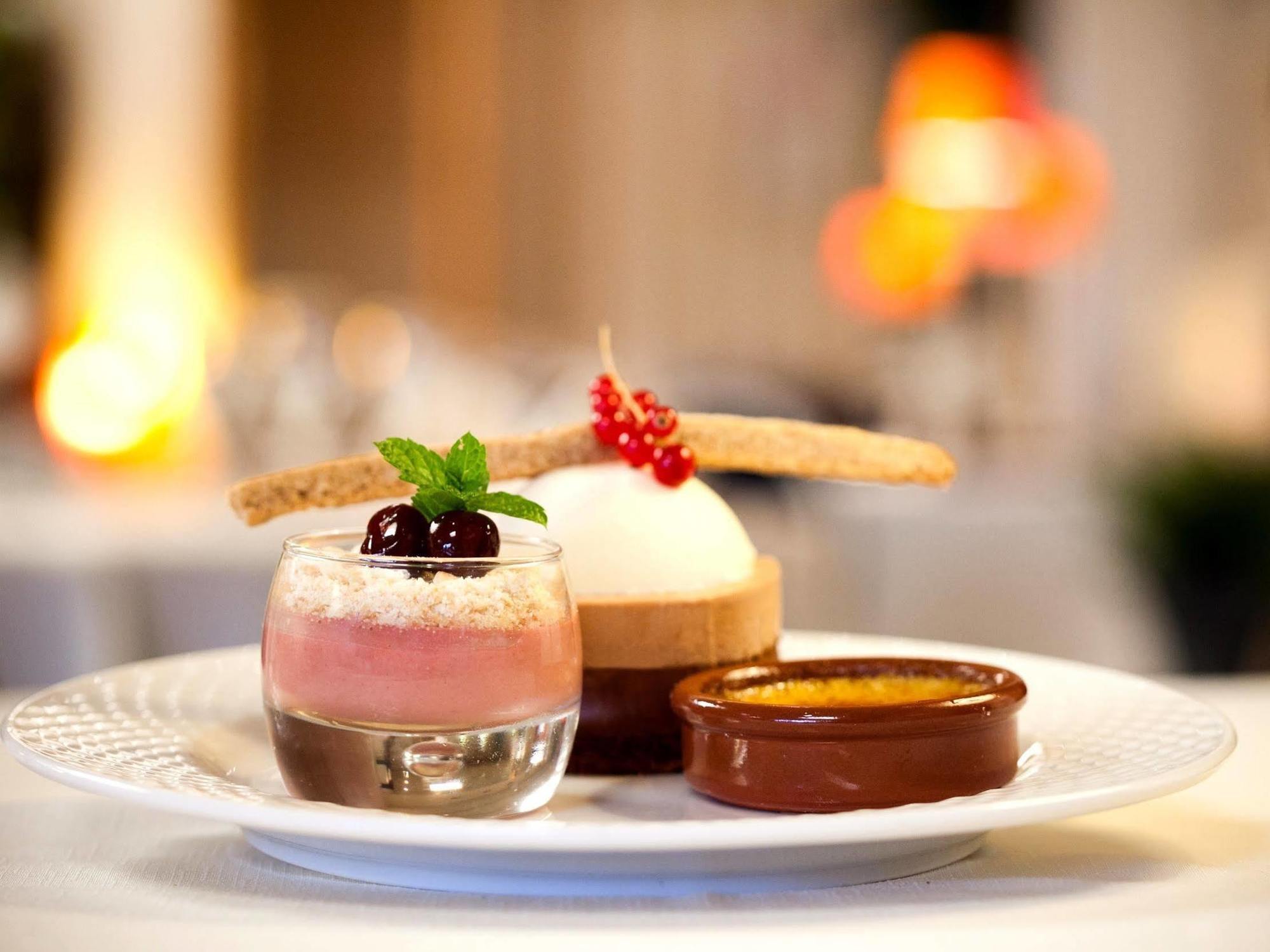 Logis Hotel & Restaurant Arcombelle ม็องตินี-เลอ-รัว ภายนอก รูปภาพ