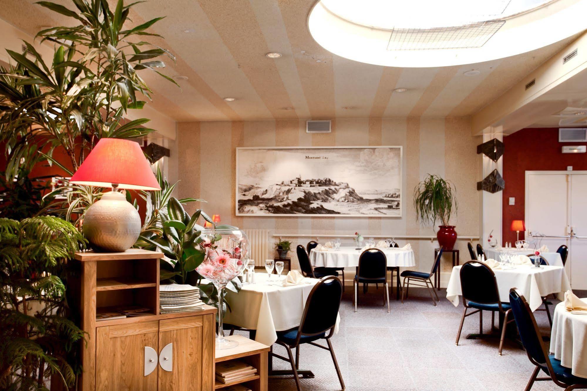 Logis Hotel & Restaurant Arcombelle ม็องตินี-เลอ-รัว ภายนอก รูปภาพ
